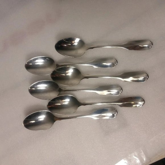 Oneida Artesia Glossy Stainless Flatware - Picture 2 of 3